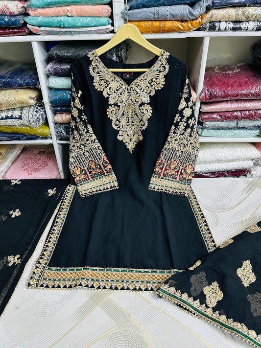 PB8592 Black