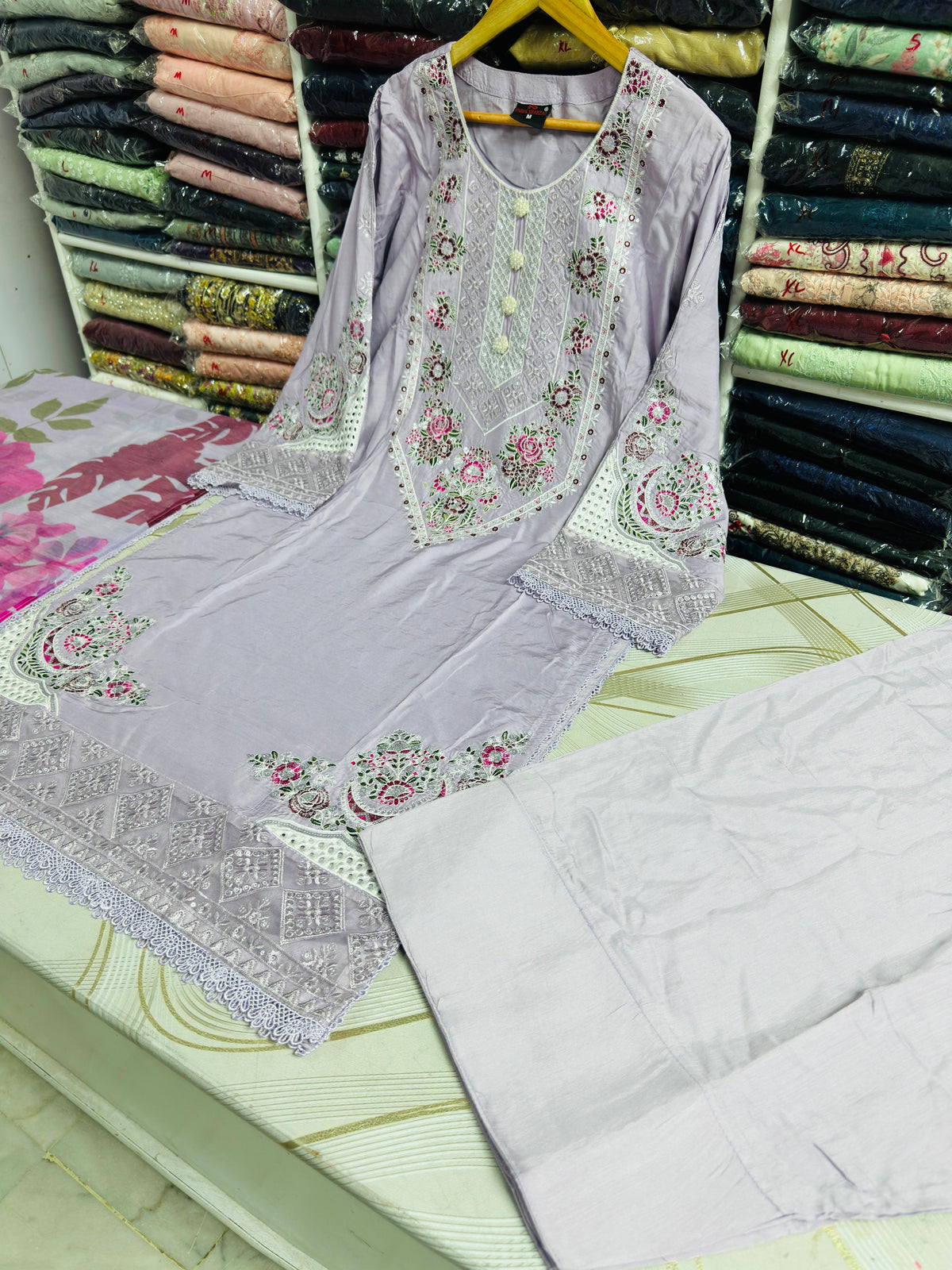SG2637 Viscose Lilac