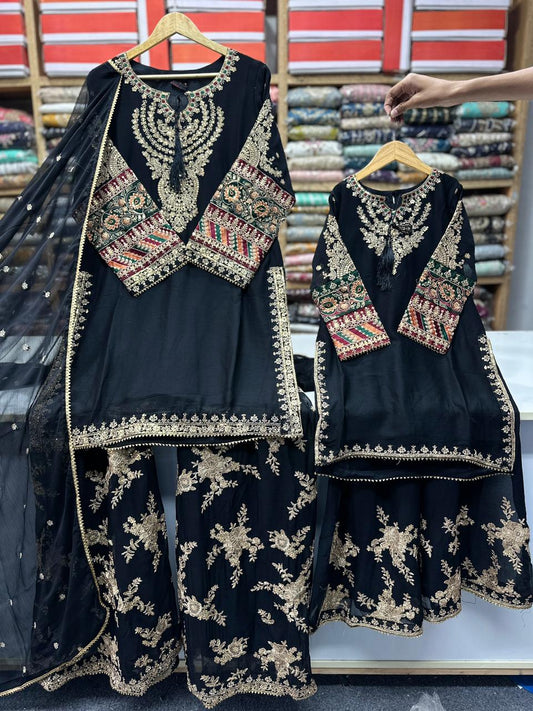 SG004 Chiffon Black