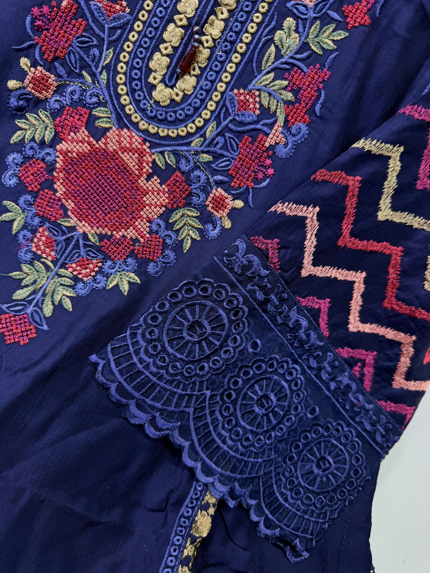 ASIM JOFA. Inspired Dress With Beautiful Short & Embroided Dupatta 2025