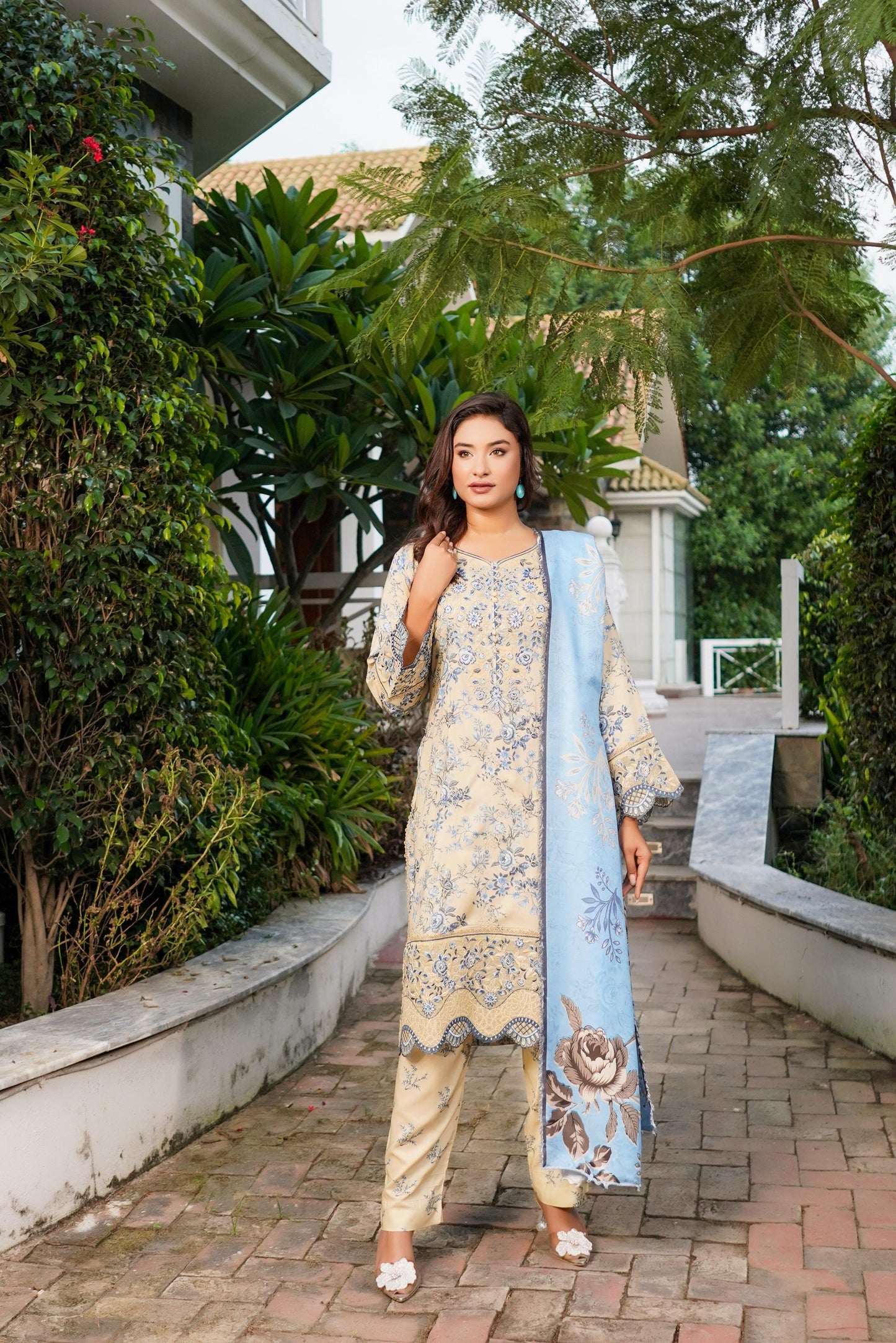 Lilen Stuff with Wool Shawl | Premium Winter Collection