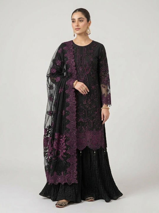 PB1671 Black