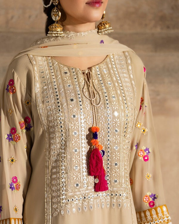Karma Saj Dhaj 526 Beige & Mustard