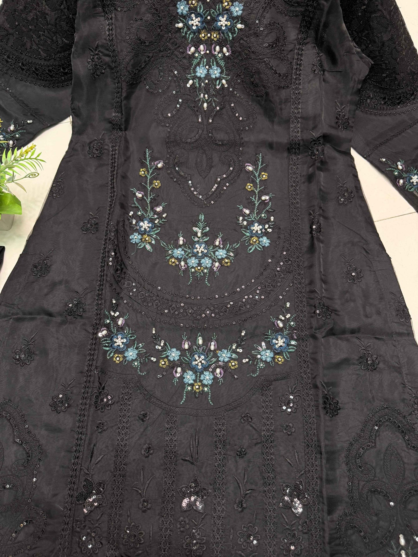 ORGANZA FABRIC Beautiful Embroidered Dress With Dupatta Collection 2025