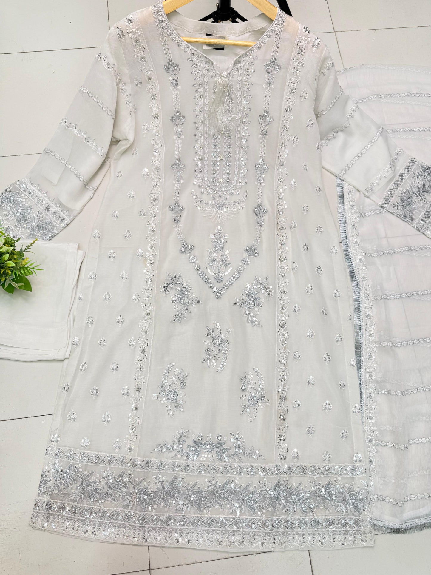 CHIFFON FABRIC Beautiful Embroidered Shirt With Dupatta 2025