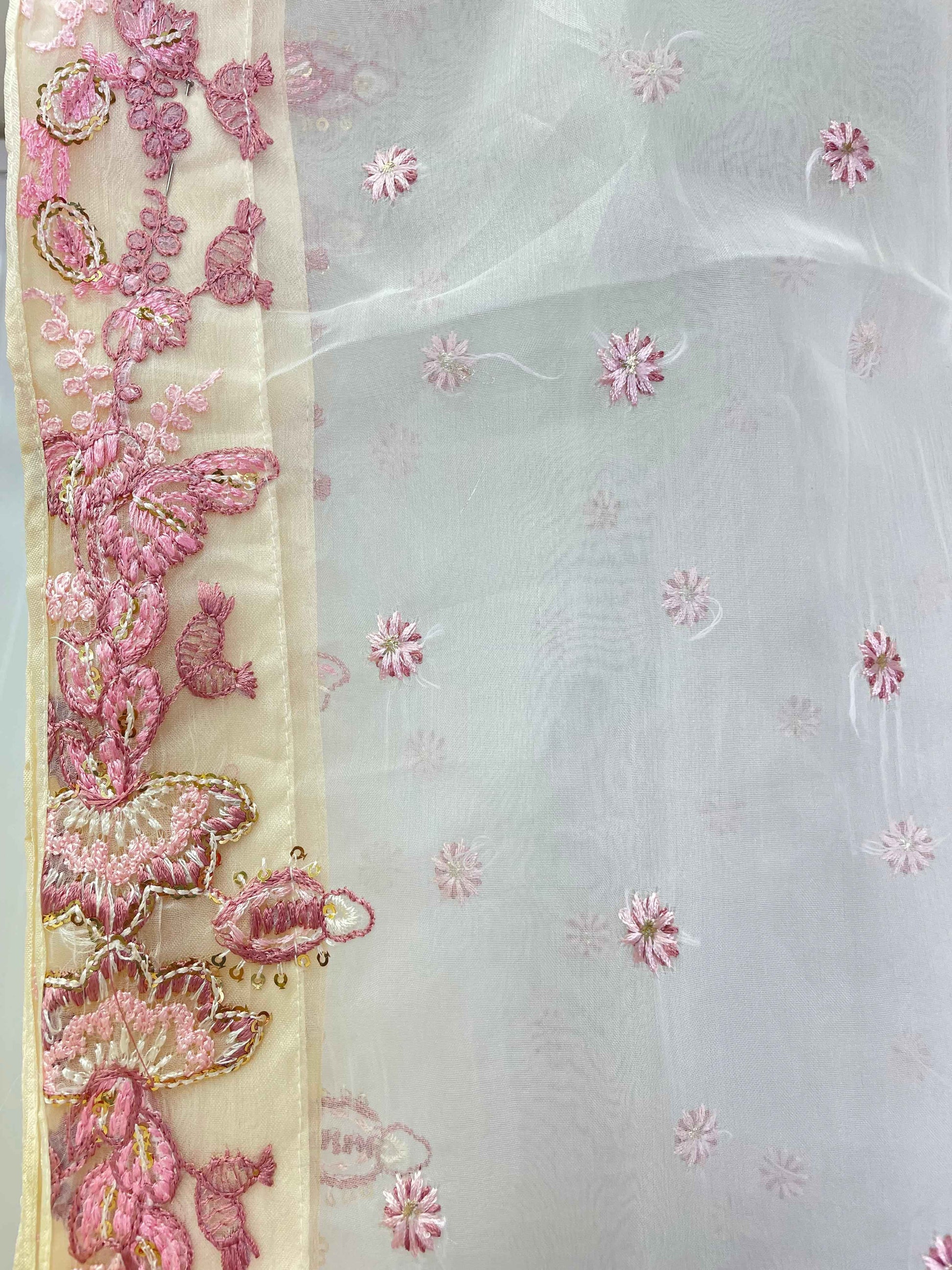 ORGANZA FABRIC 3-PCS Beautiful Heavy Embroided Maxi Dress 2025
