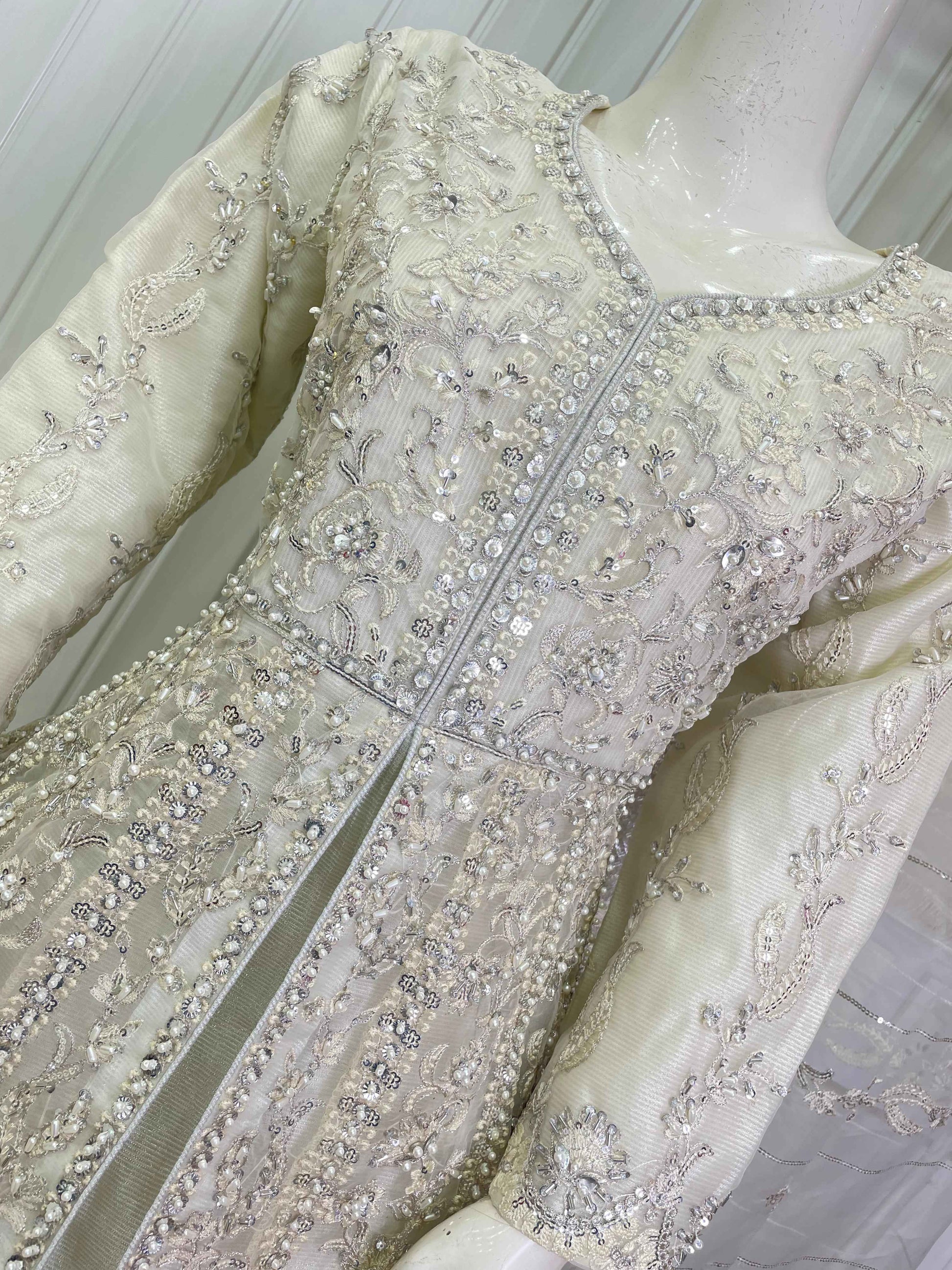 ORGANZA FABRIC 3-PCS Beautiful Heavy Embroided Maxi Dress 2025