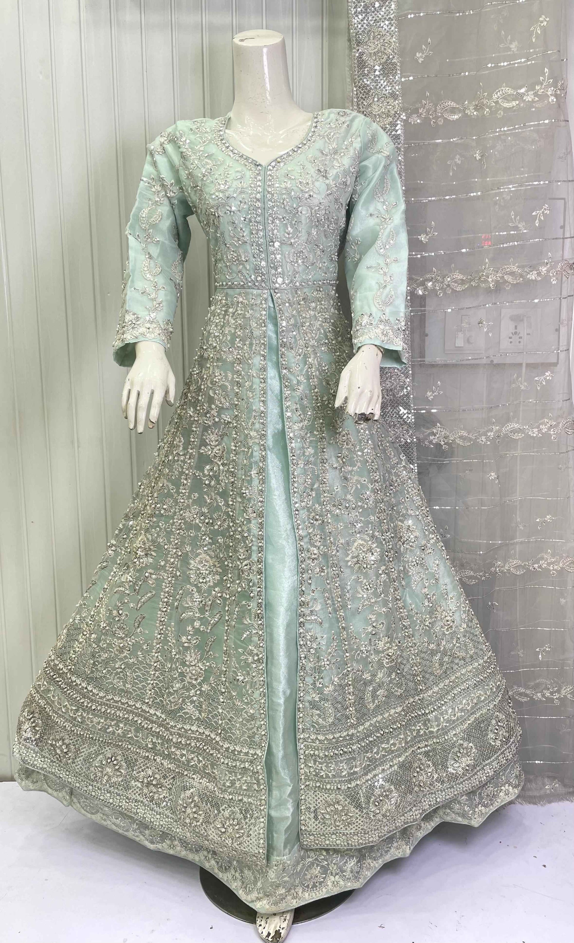 ORGANZA FABRIC 3-PCS Beautiful Heavy Embroided Maxi Dress 2025