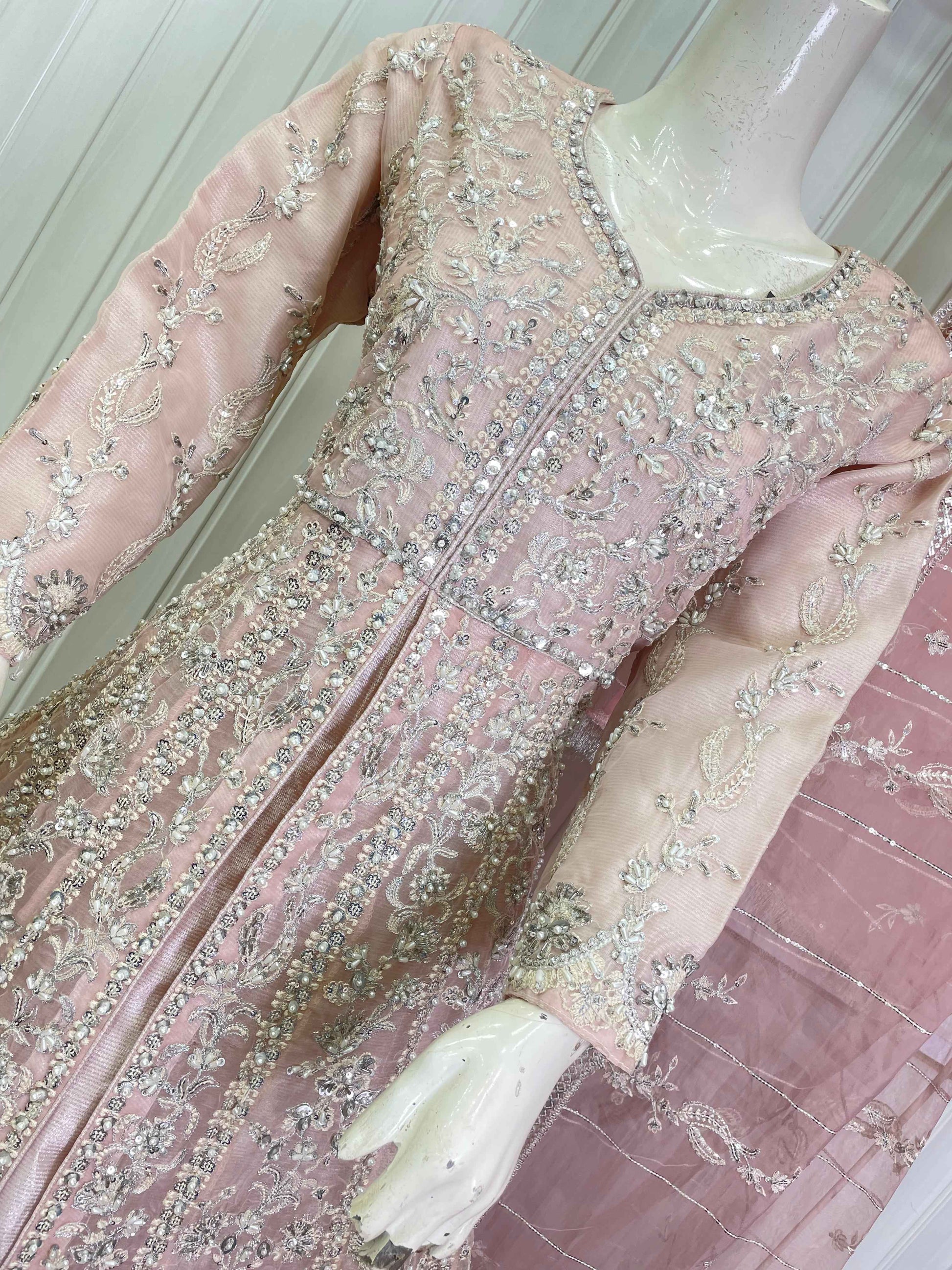 ORGANZA FABRIC 3-PCS Beautiful Heavy Embroided Maxi Dress 2025