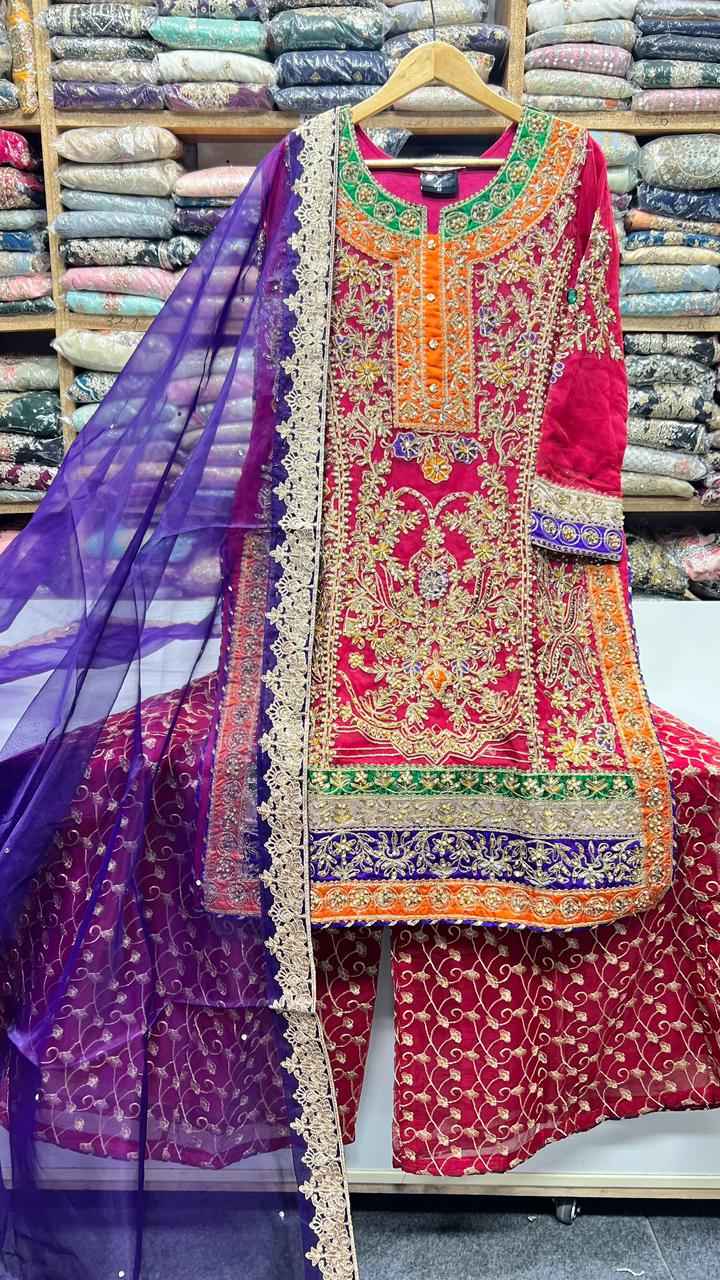 Mehndi Outfit – Organza Hand-Made Work with Tassel Embellishment ✨