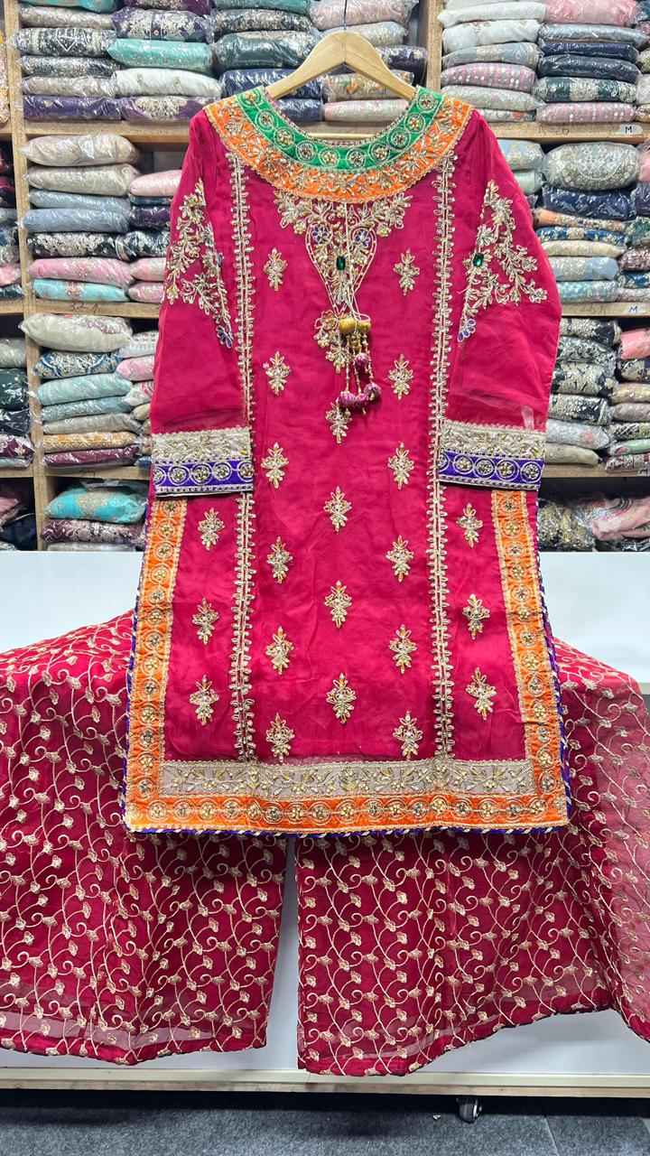 Mehndi Outfit – Organza Hand-Made Work with Tassel Embellishment ✨