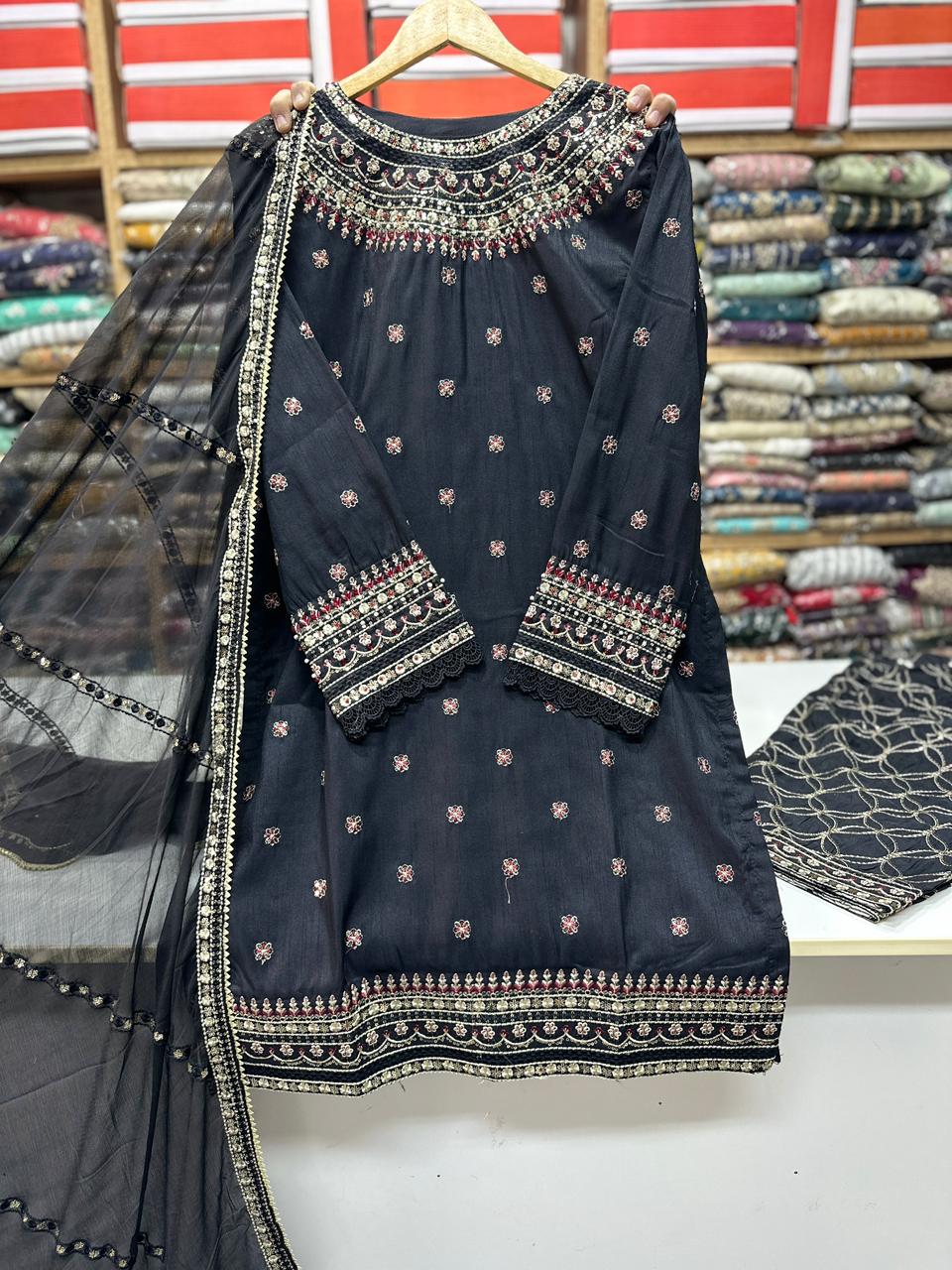 SG2450 Black