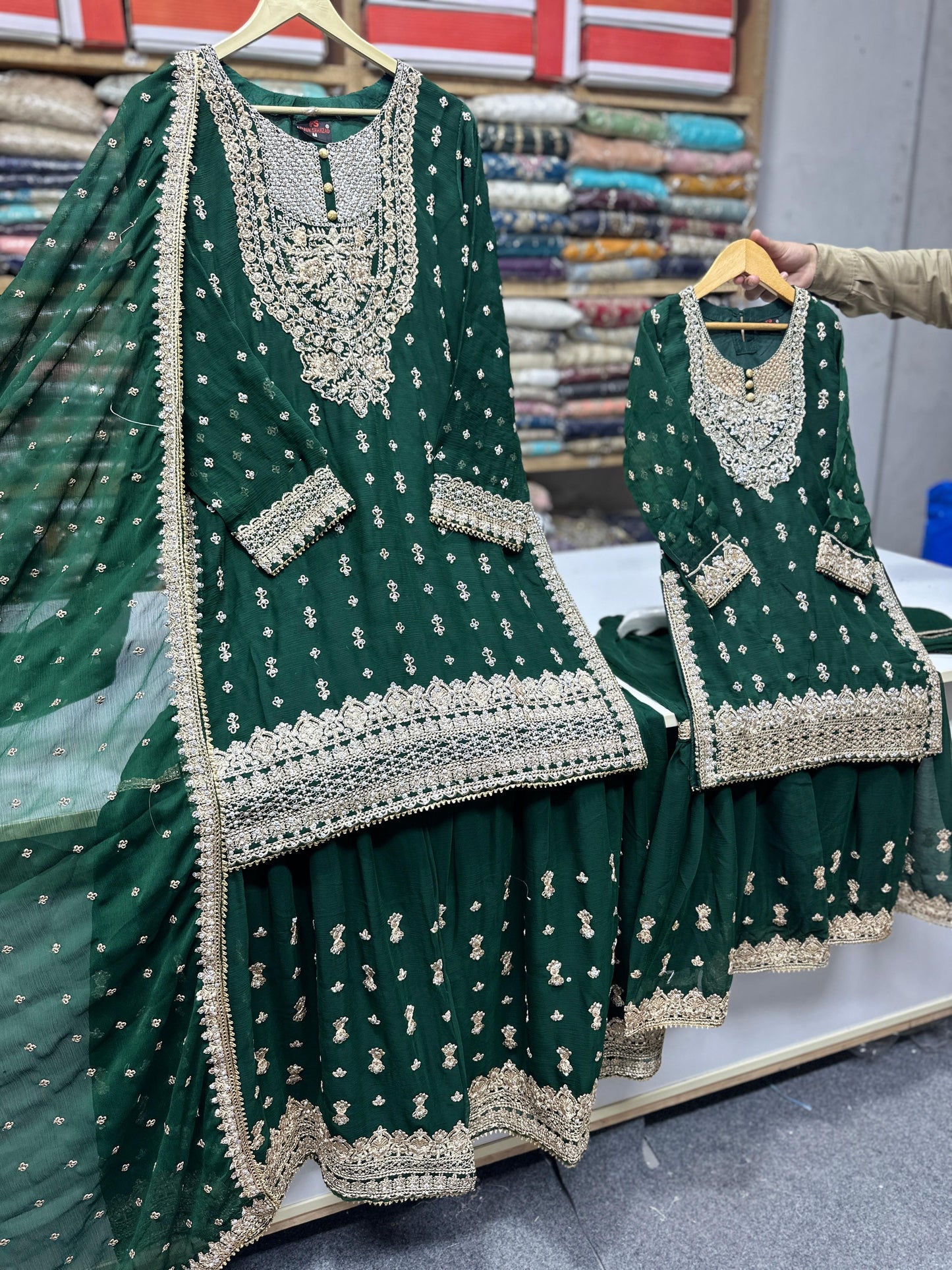 SG1464 Green