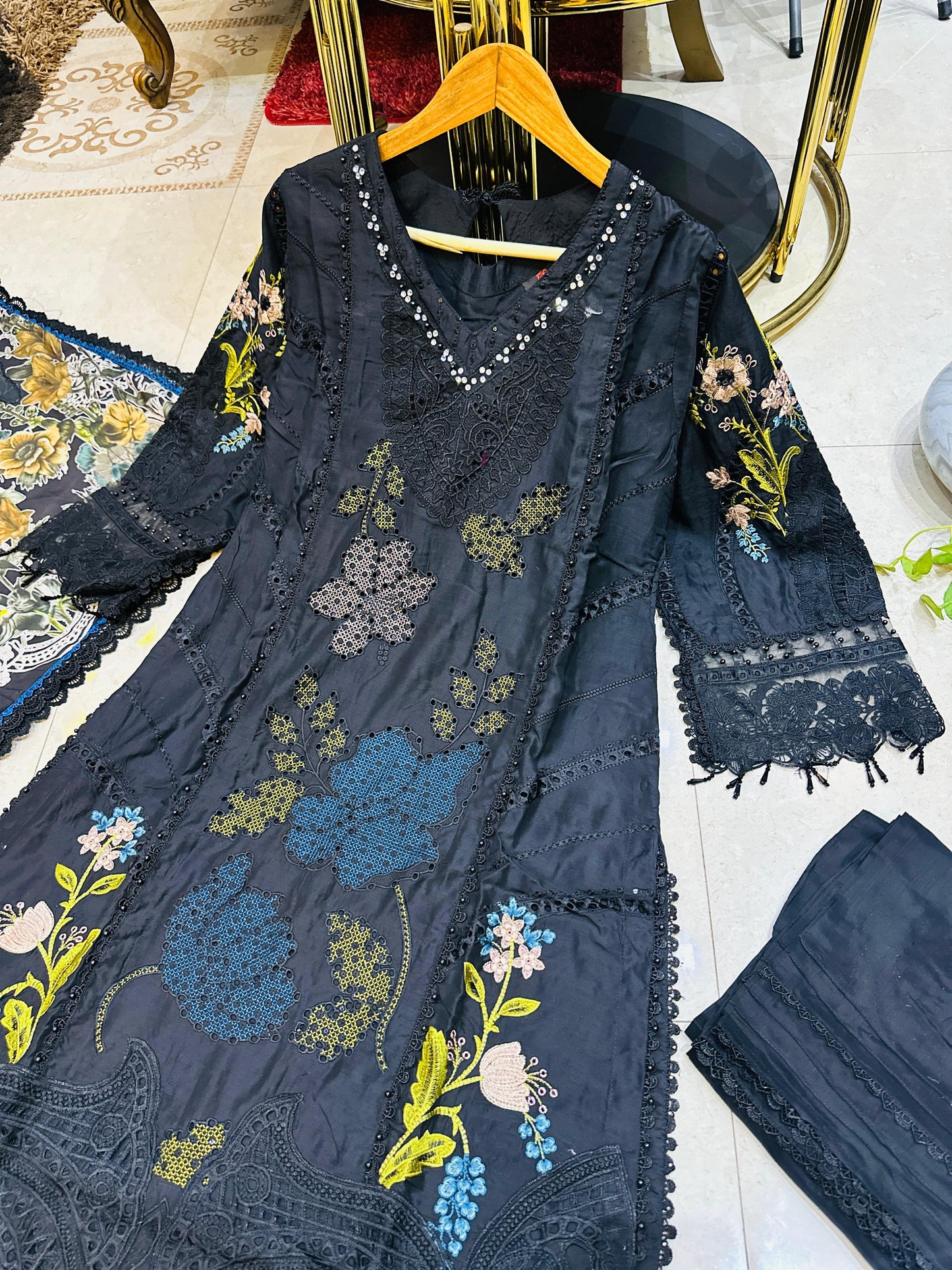 SG1478 Chikan kari Viscose Black