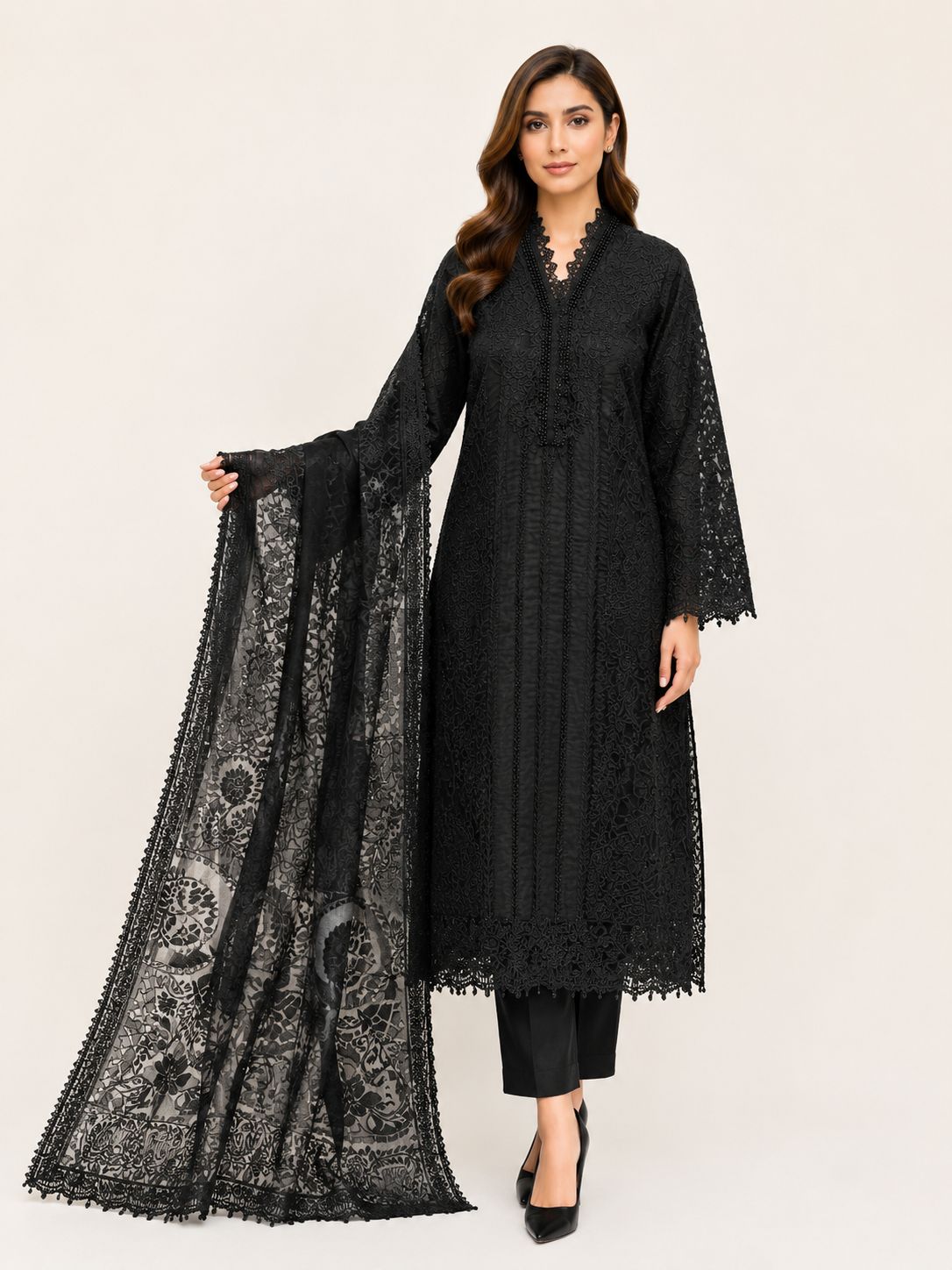 PB4343 Black