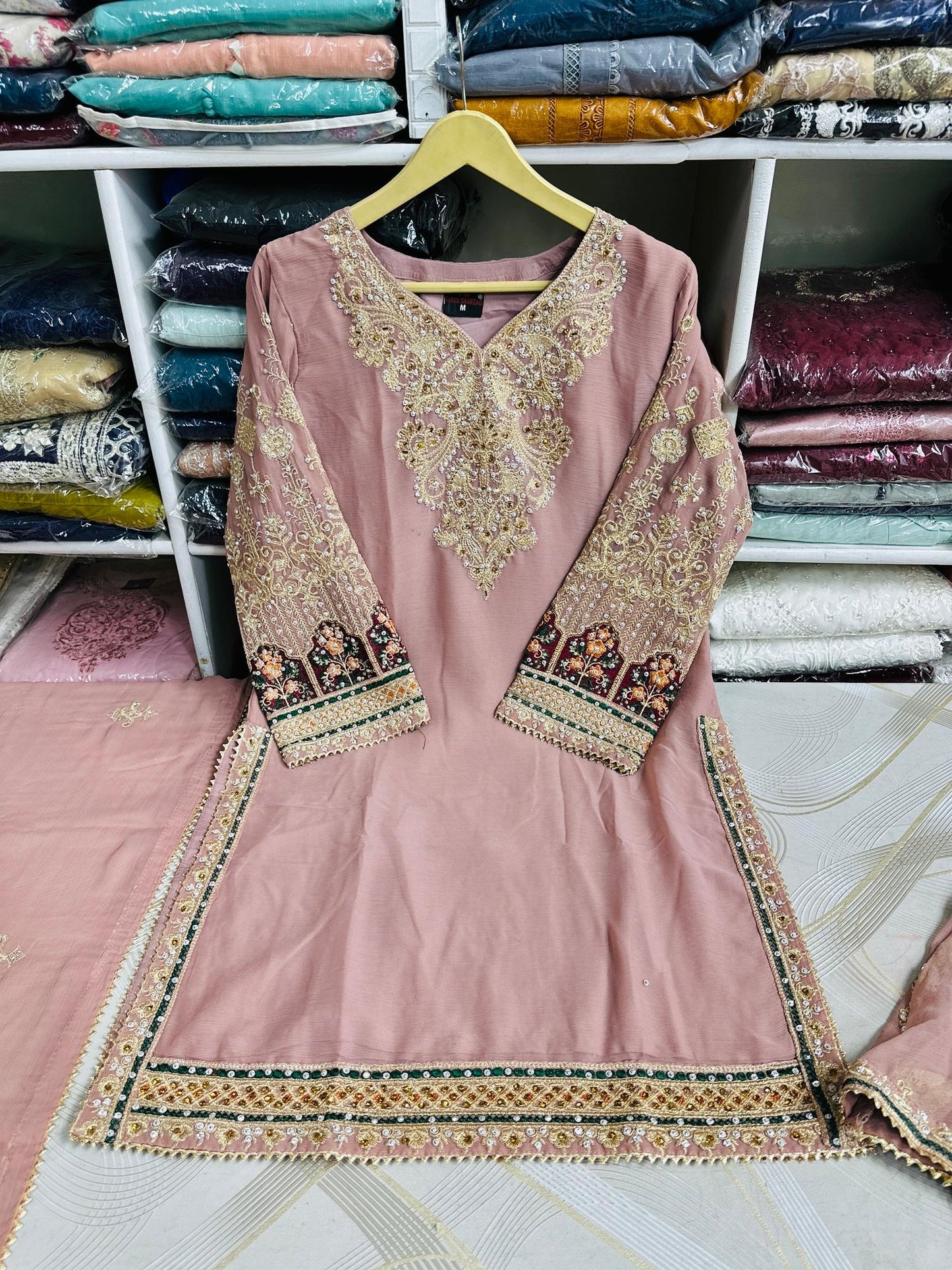 PB8592 Peach