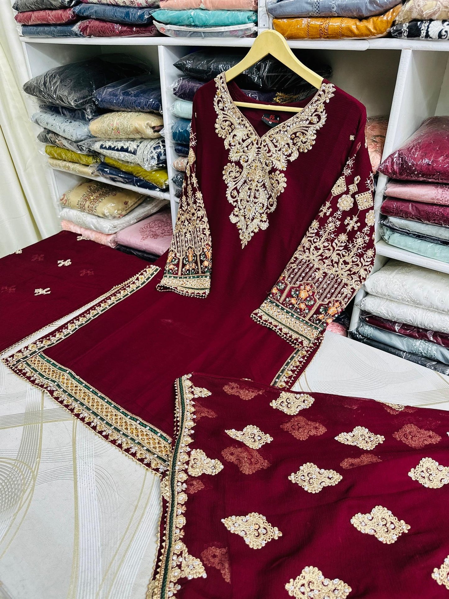 PB8592 Maroon