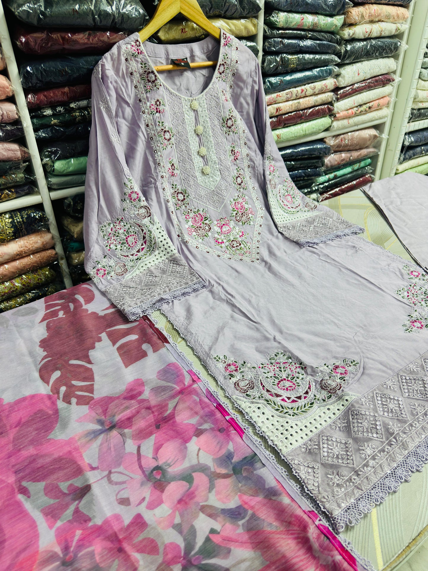 SG2637 Viscose Lilac