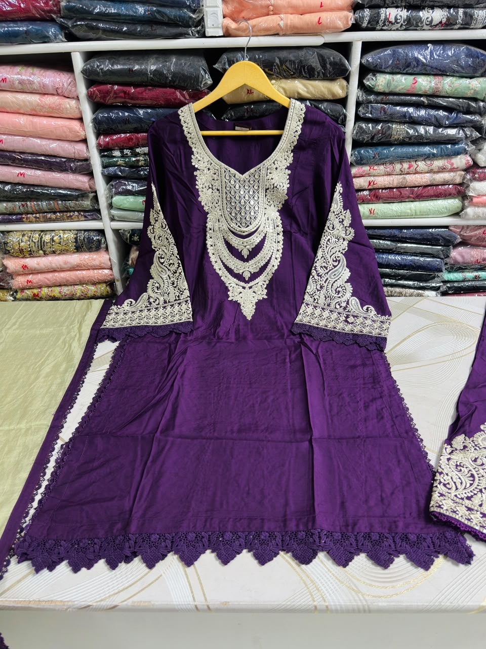 PB6393 Purple