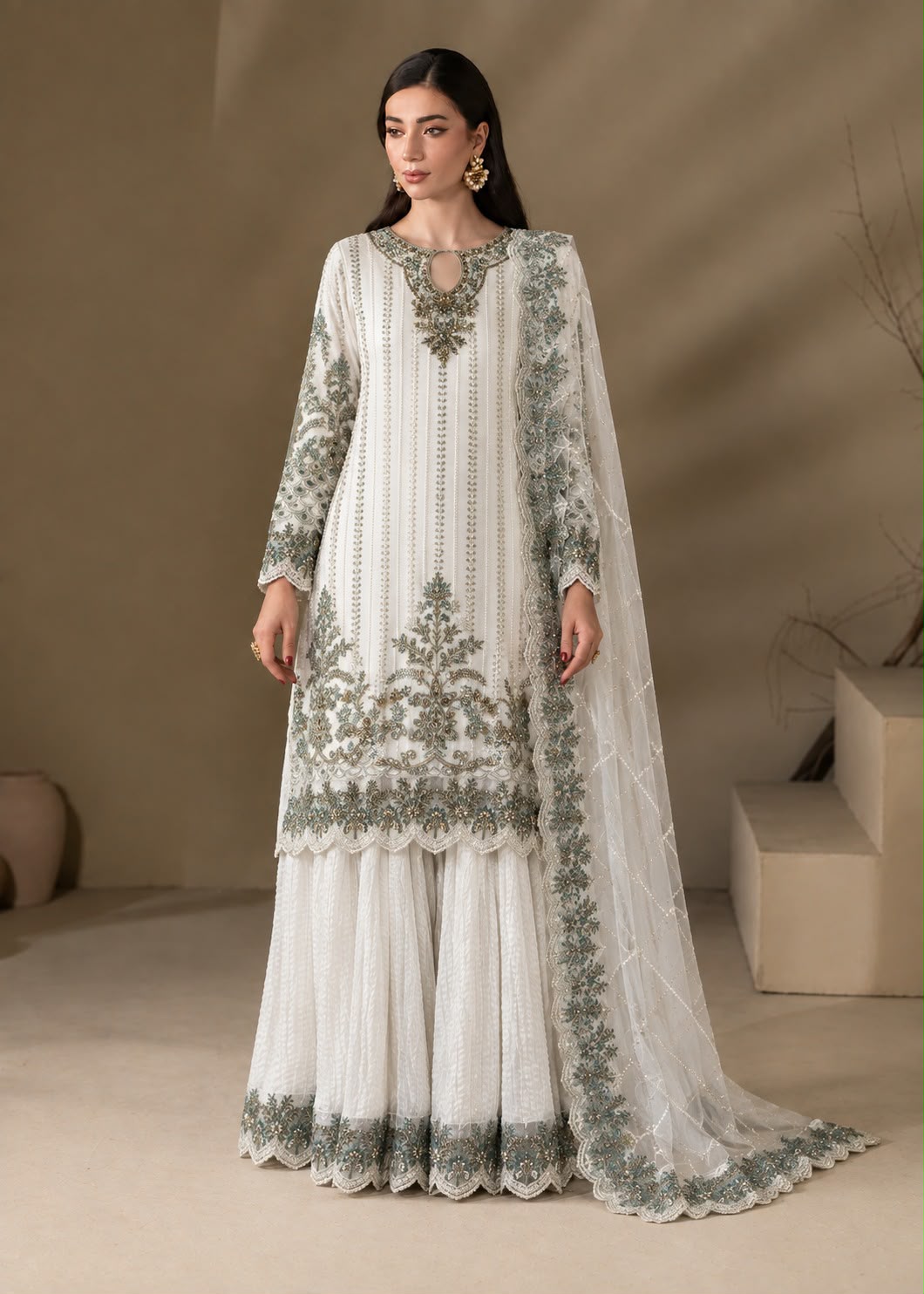 SL629 White