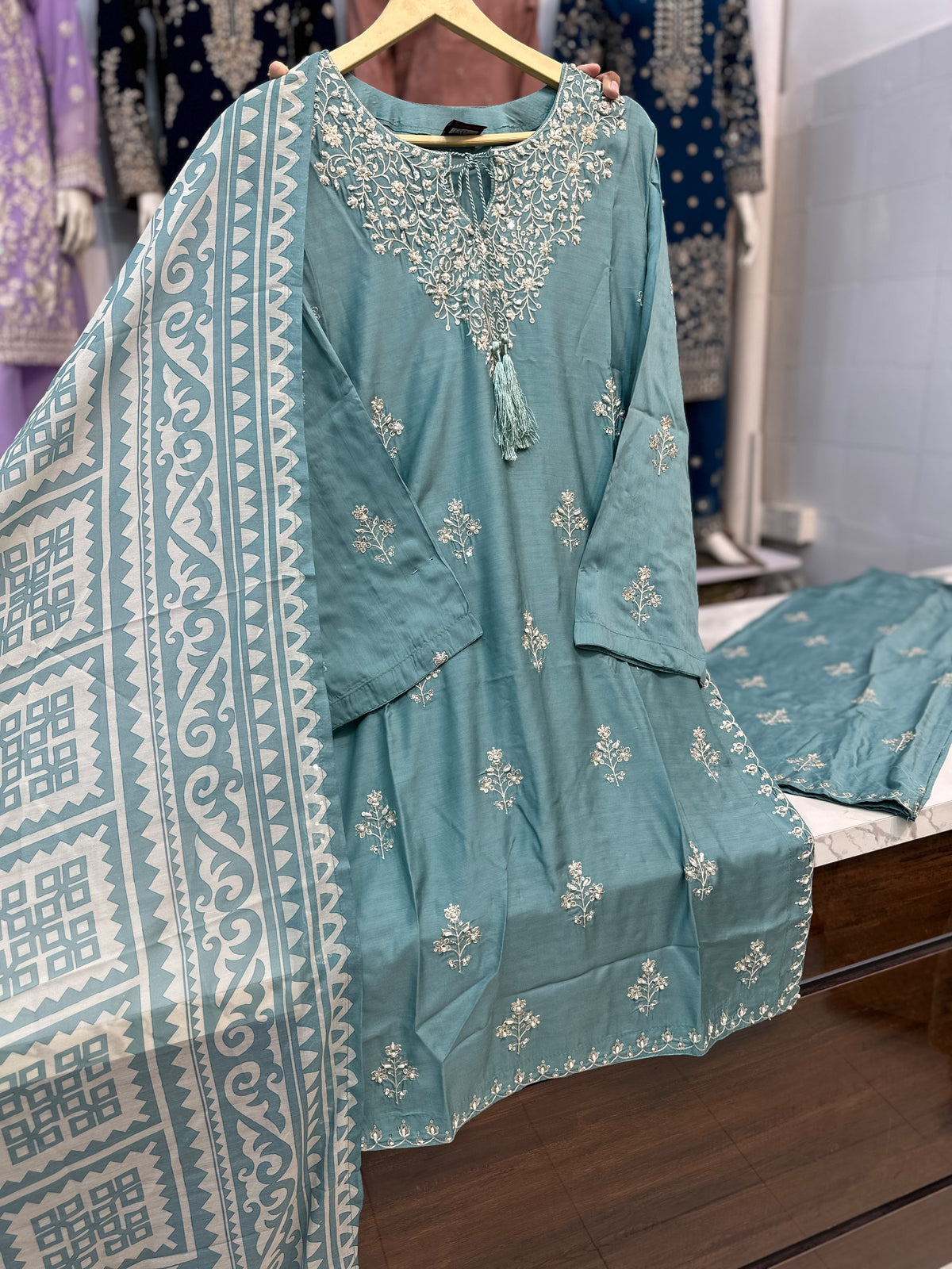 PB729 Sky Blue
