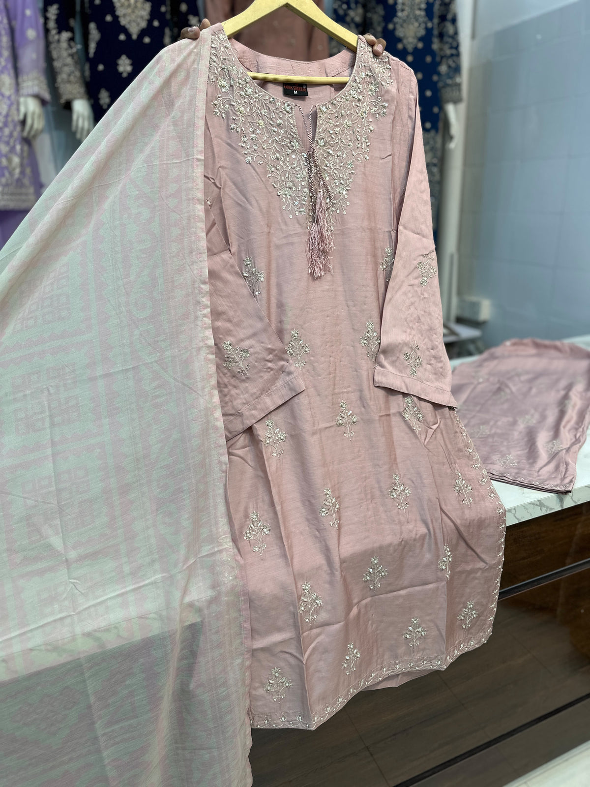 PB729 Tea Pink