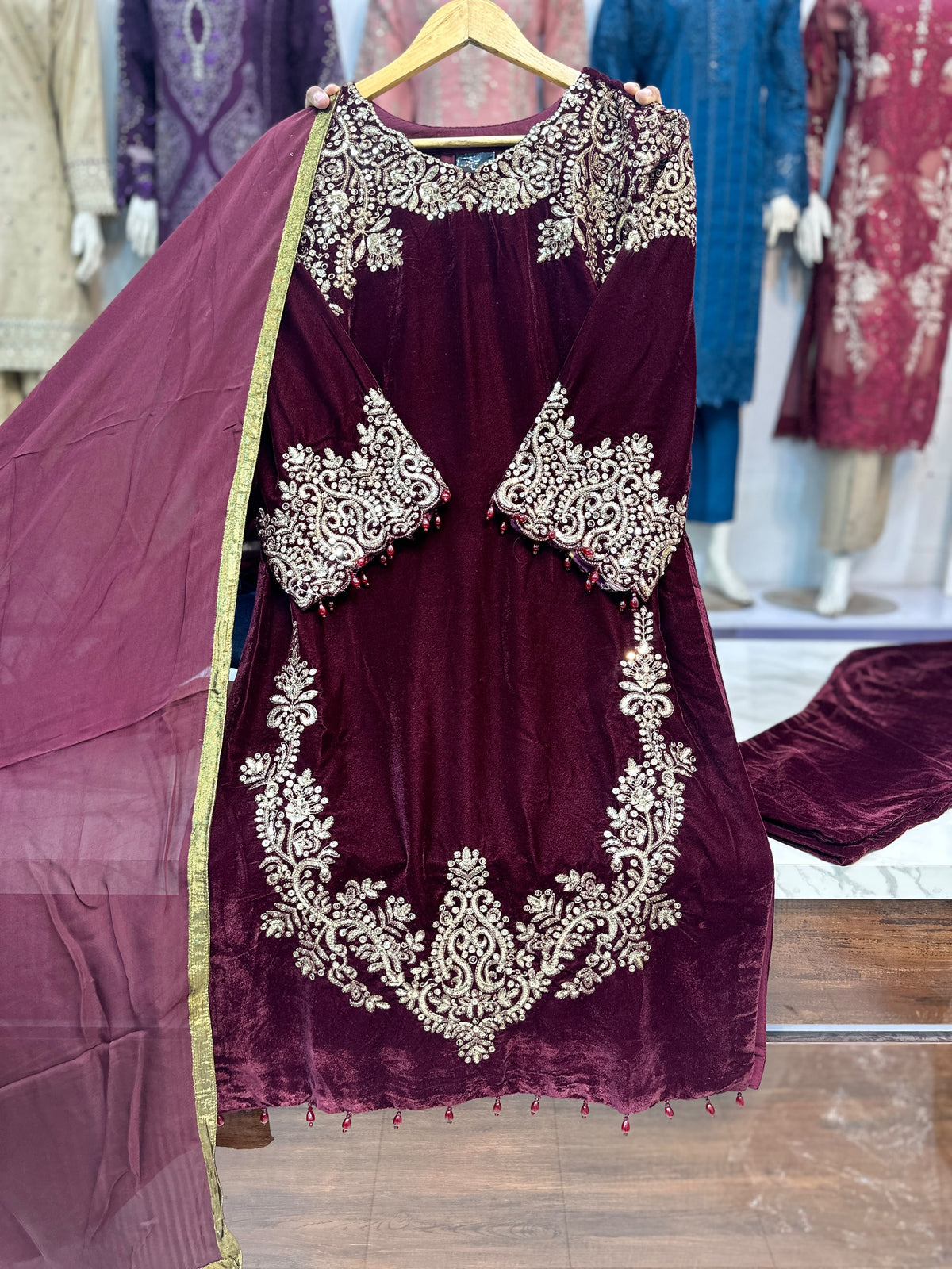 PB 560 MAROON
