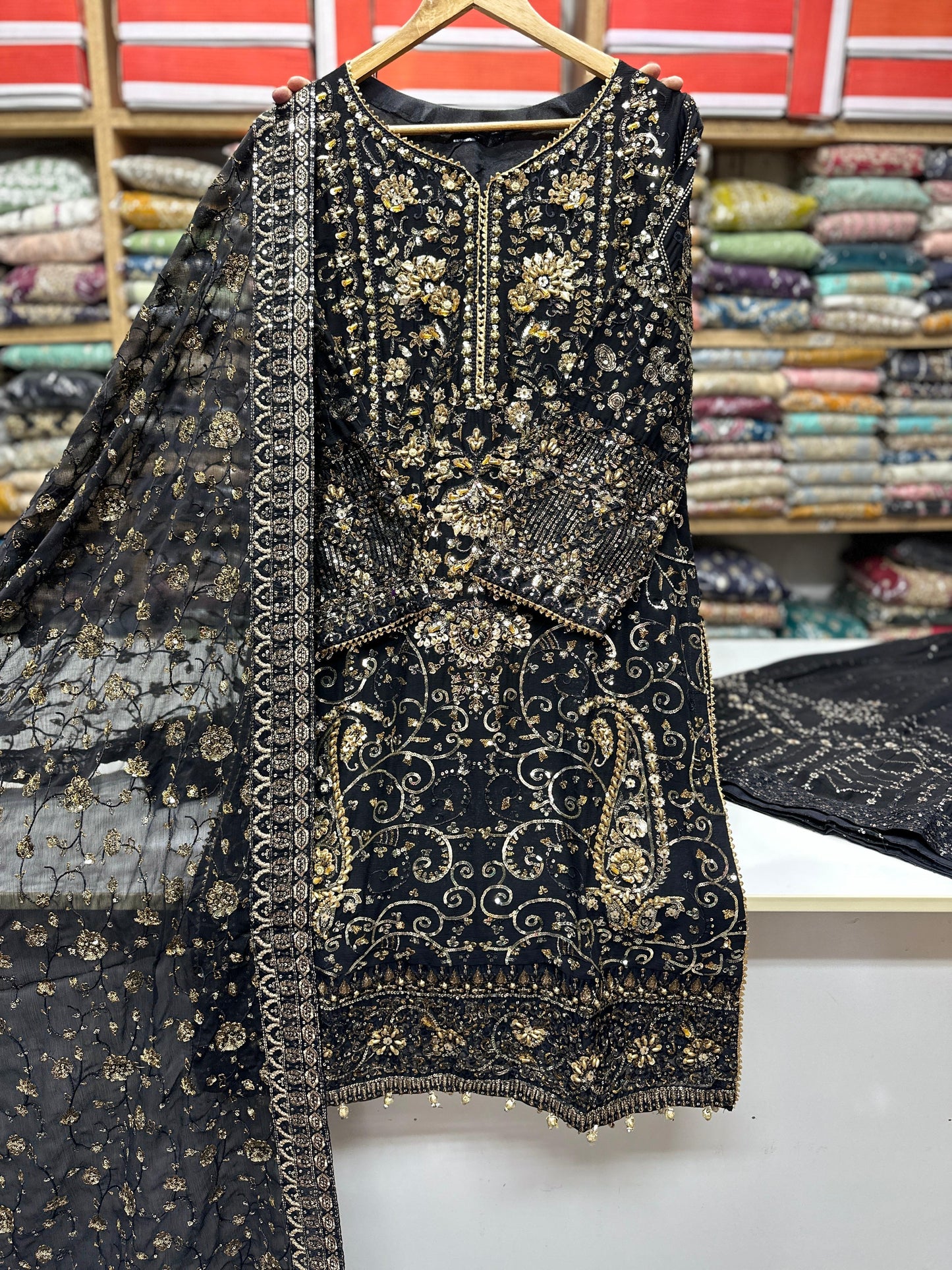 SJ3403 Black