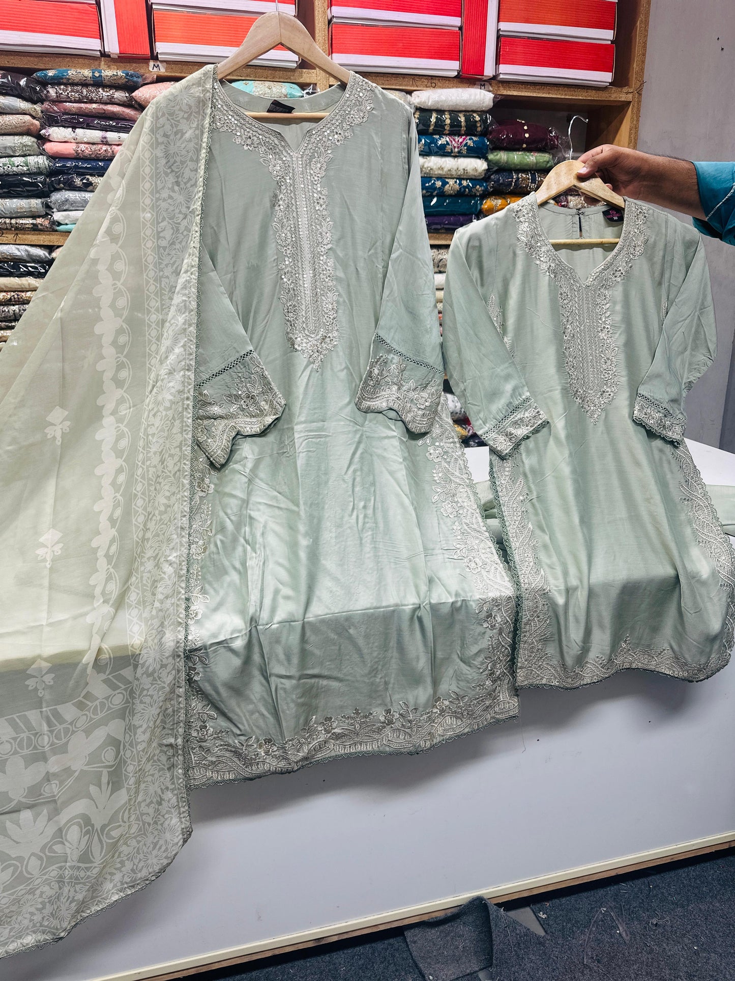 SG 2342 Pista Viscose Mother Daughter