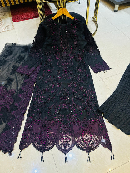 PB1671 Black