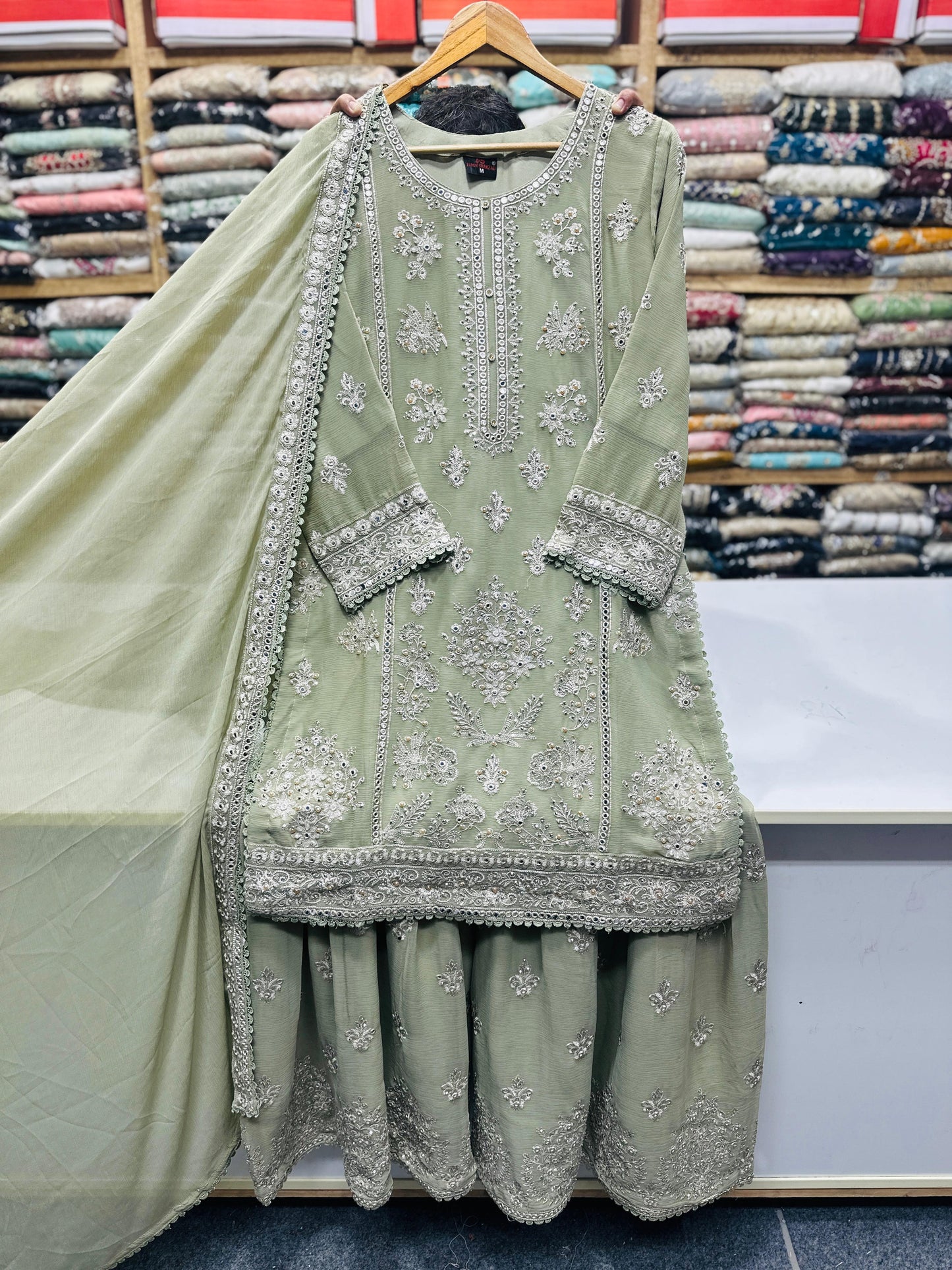 PB8952 Granite Green