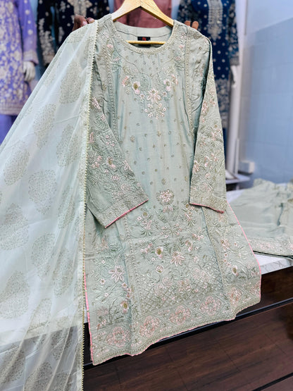 SG730 Viscose Pistachio Green