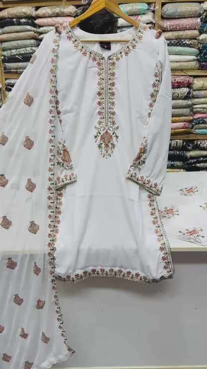 PB8593 White