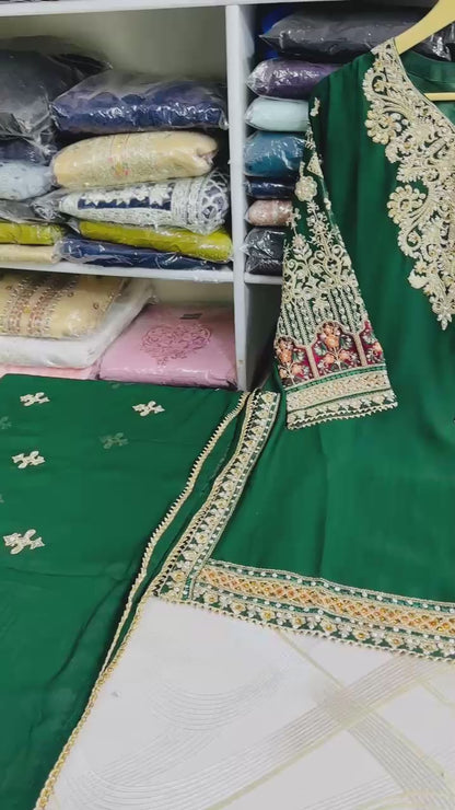 PB8592 Green