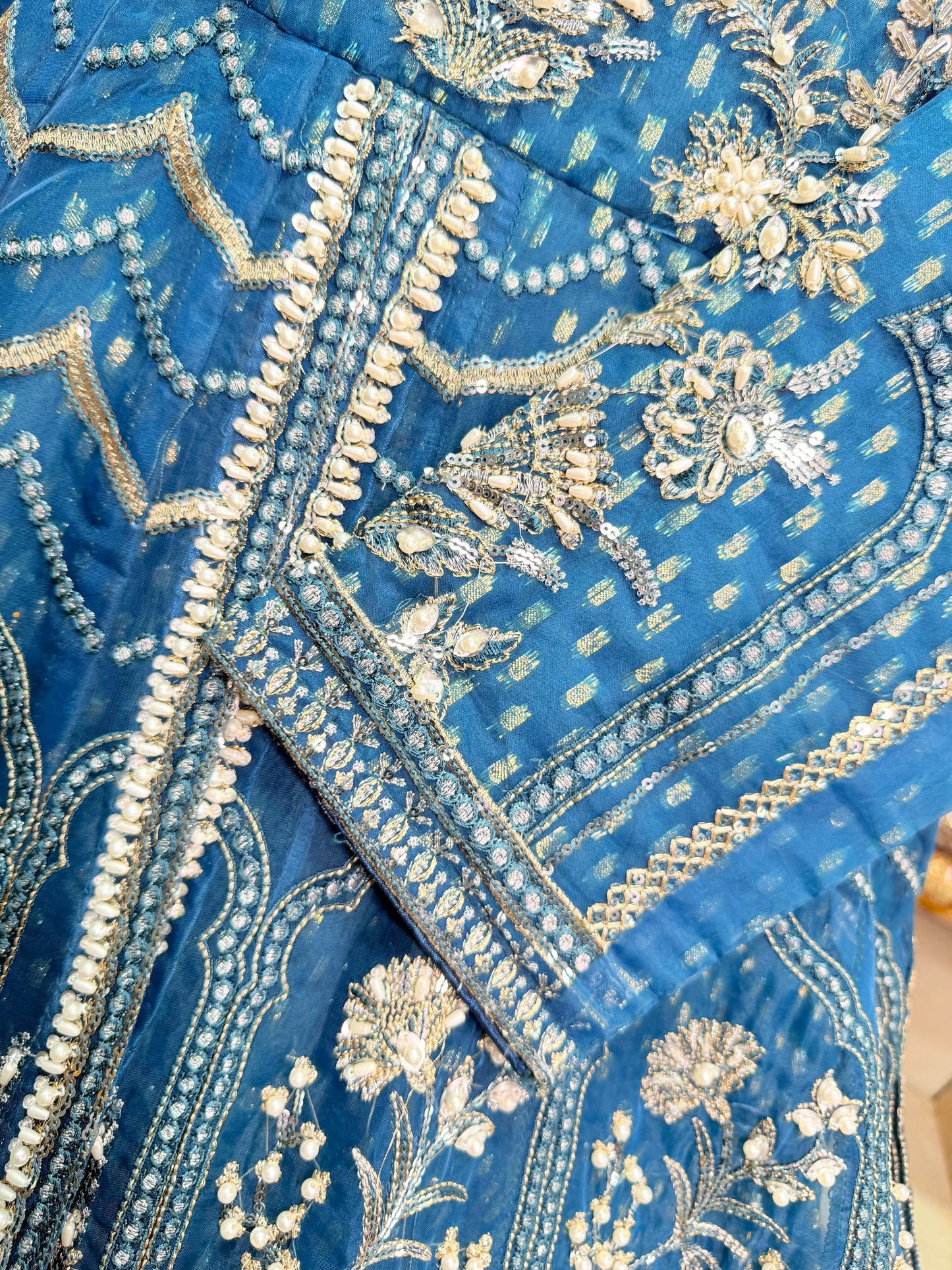 CHIFFON FABRIC 2-PCS BEAUTIFUL EMBROIDED MAXI