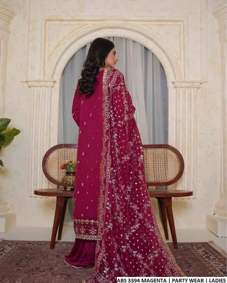 Elegant Heavy Embroidered Chiffon Dress with Dupatta – Luxury Formal Wear