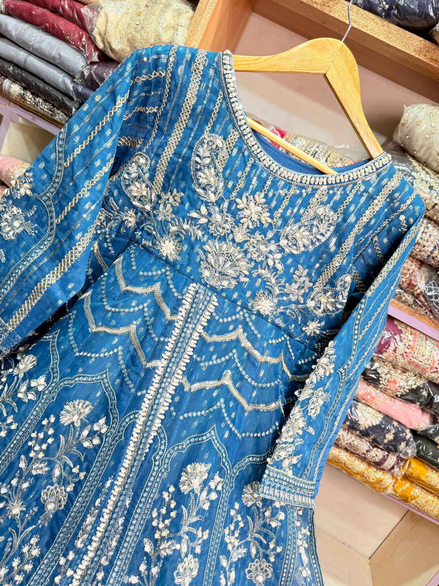 CHIFFON FABRIC 2-PCS BEAUTIFUL EMBROIDED MAXI