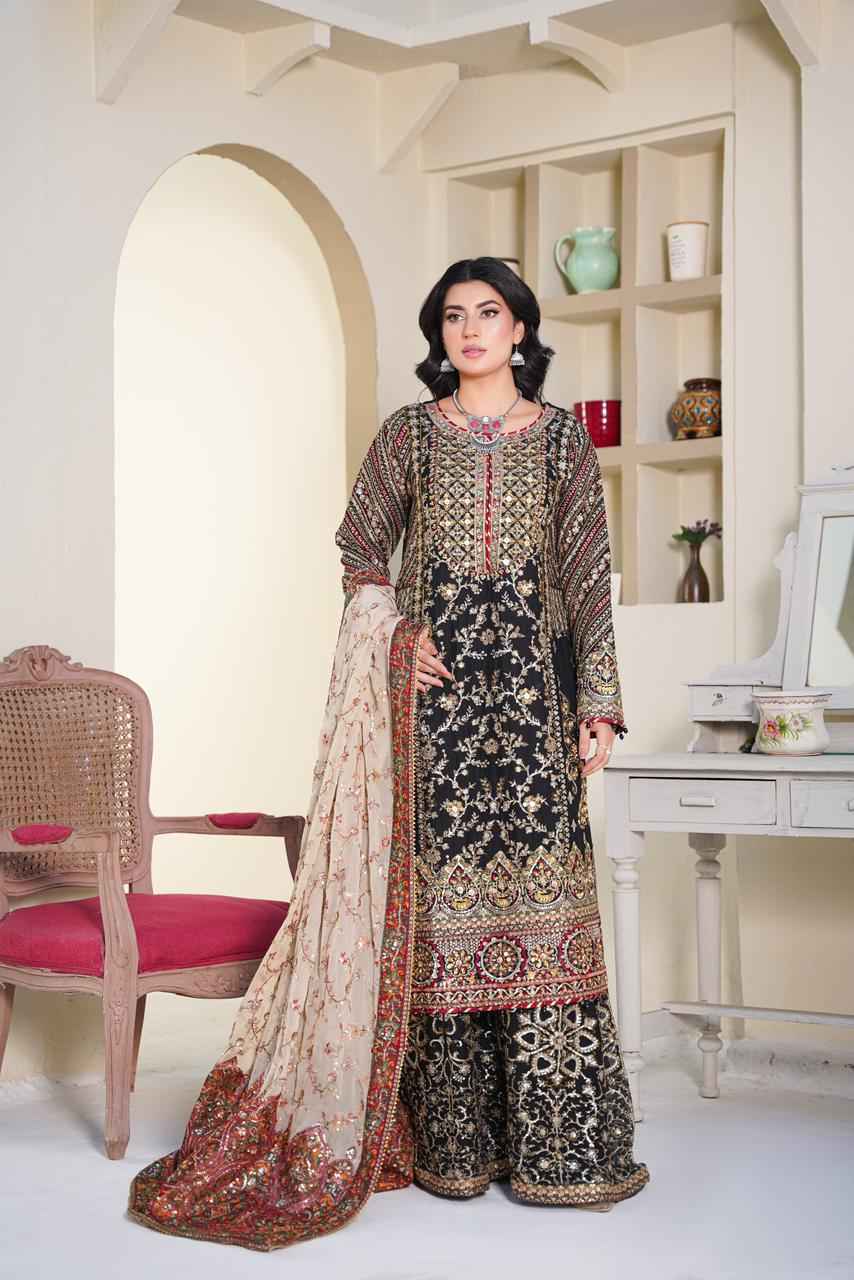 Ebon Charm – A Tale of Timeless Elegance